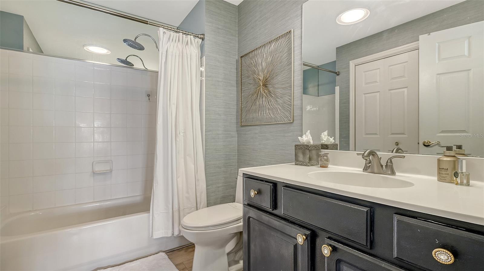 750 N Tamiami Trl #304 Property Photo 25