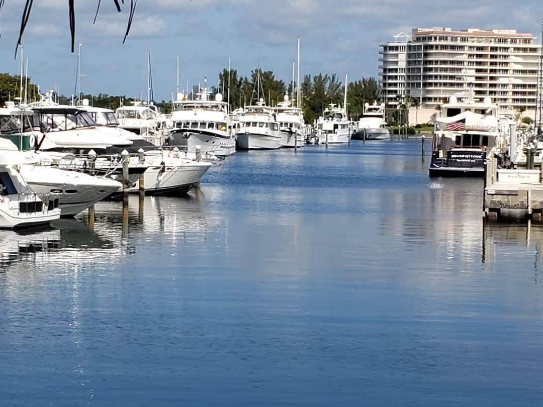 2600 Harbourside Dr #i-12 Property Photo 1