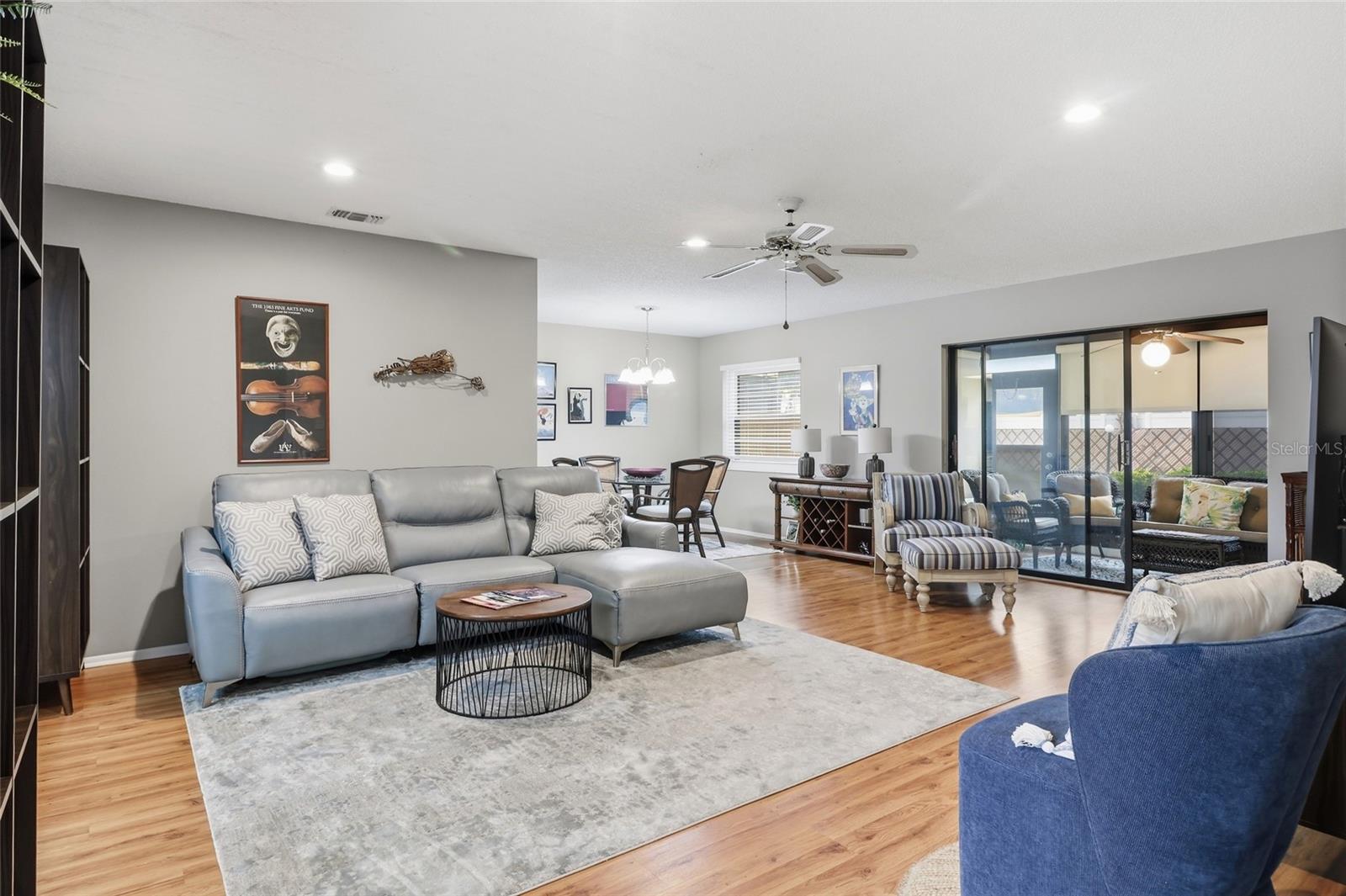3191 Glen Elyn Blvd #4 Property Photo 4