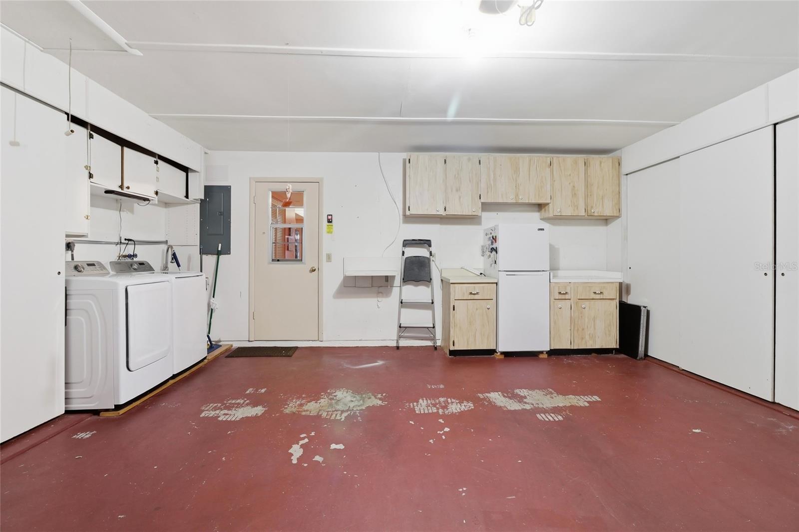 3191 Glen Elyn Blvd #4 Property Photo 20