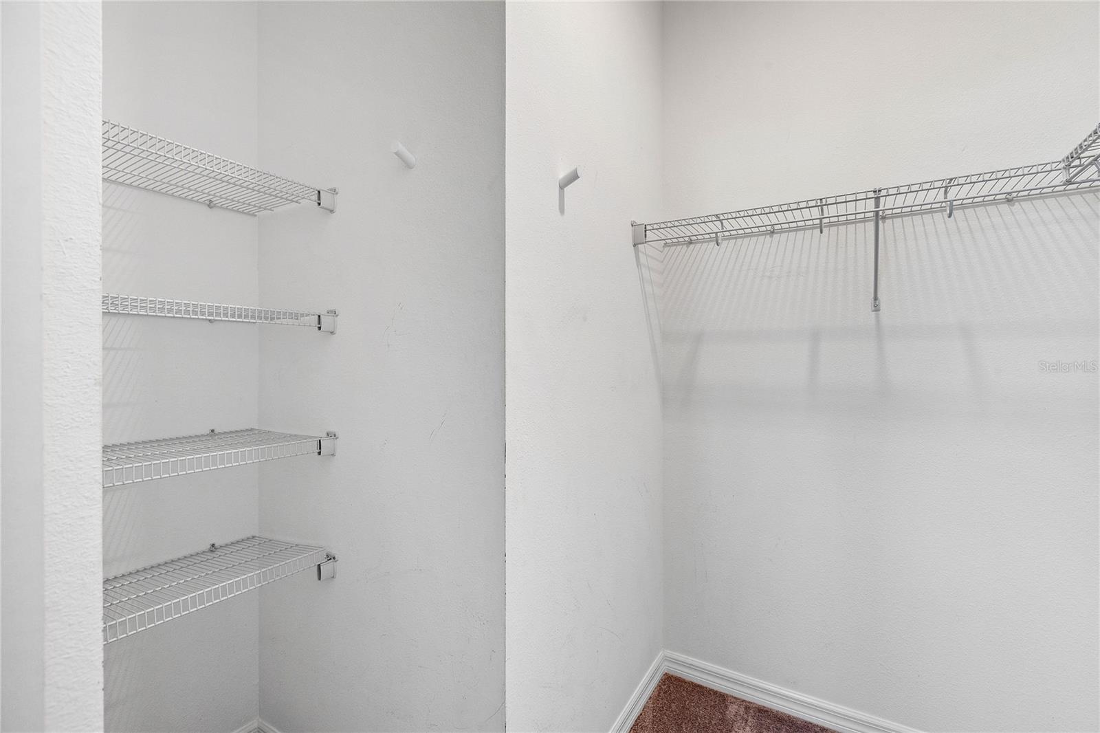 8561 Whispering St Property Photo 20