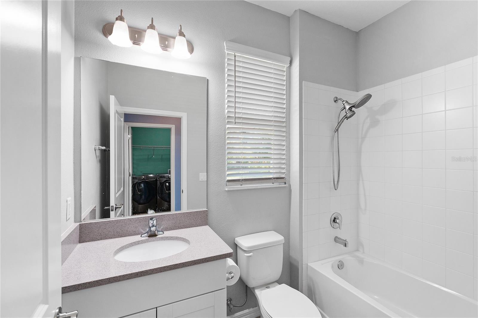 8561 Whispering St Property Photo 23