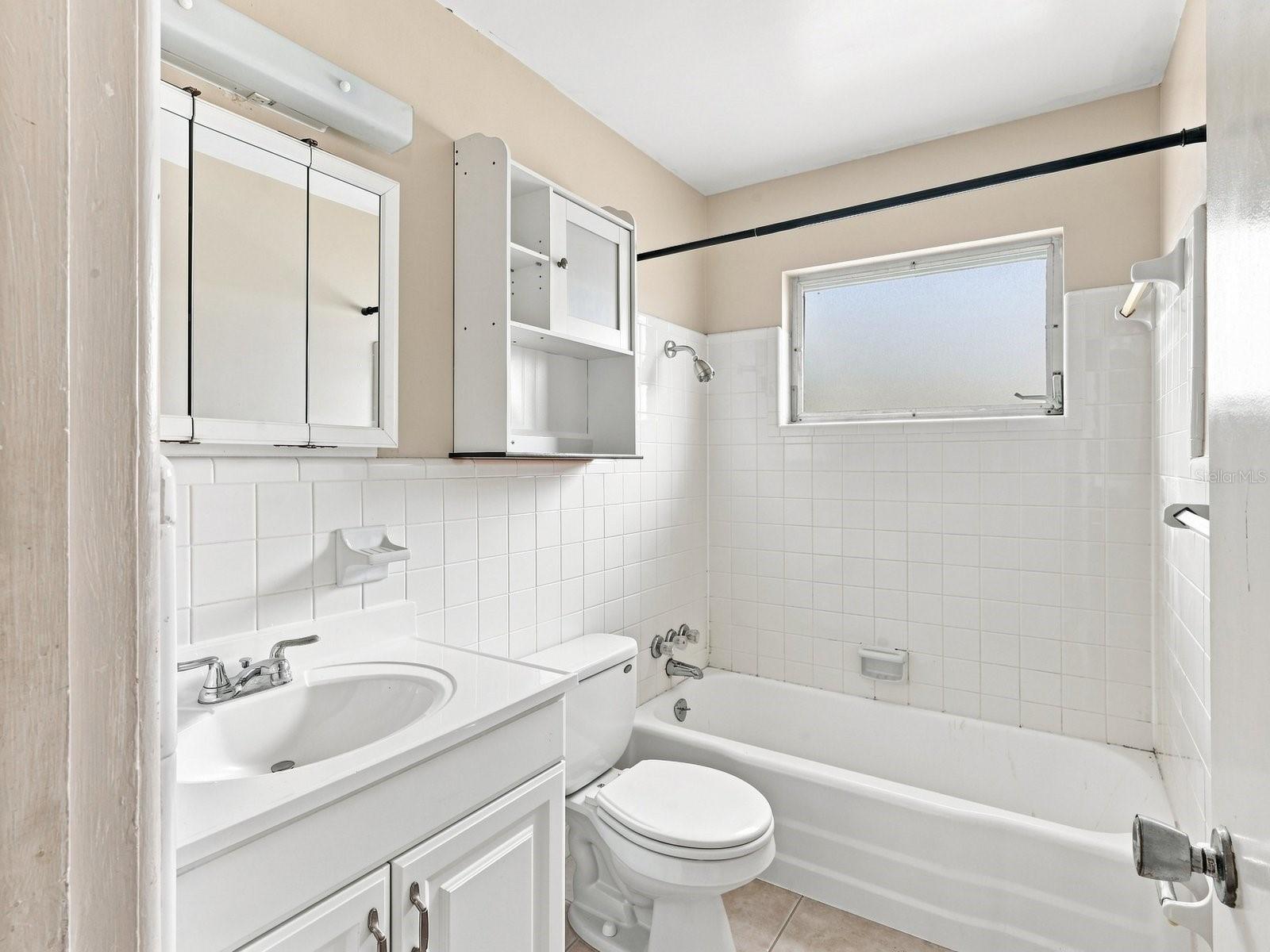 208 62nd St W Property Photo 10