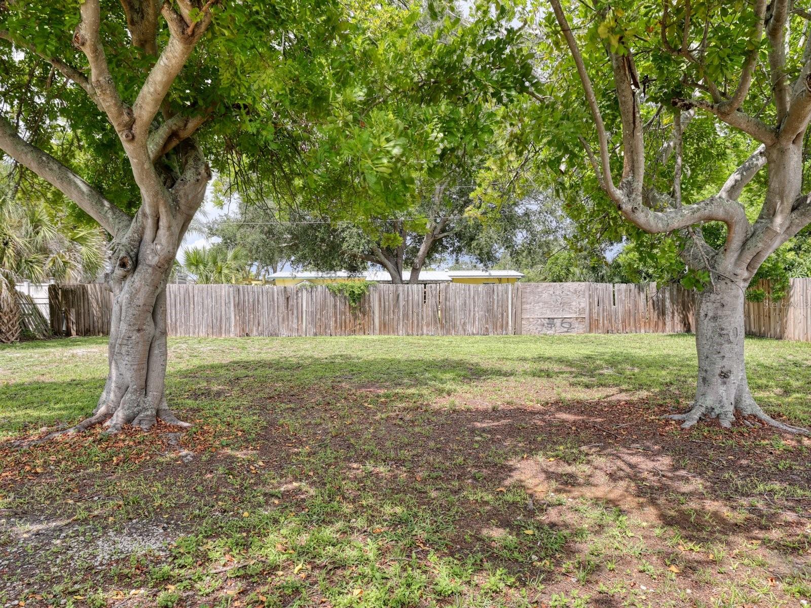 208 62nd St W Property Photo 15