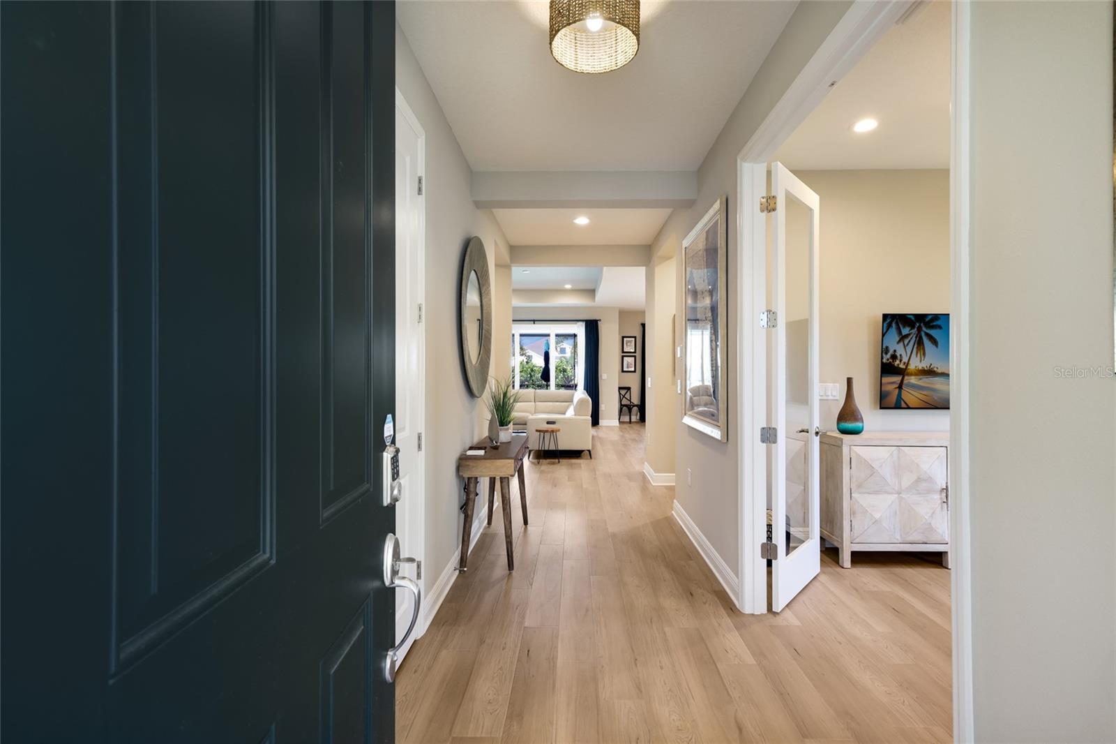 8011 Anthirium Loop Property Photo 4
