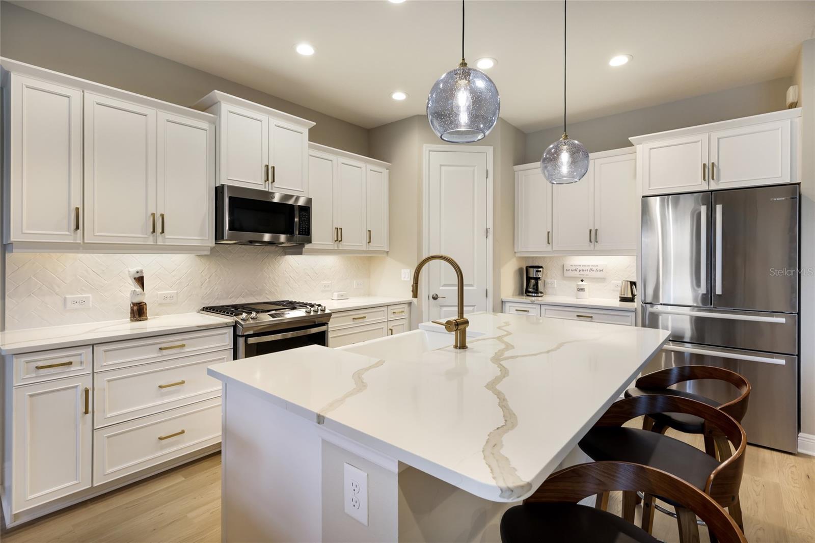 8011 Anthirium Loop Property Photo 9