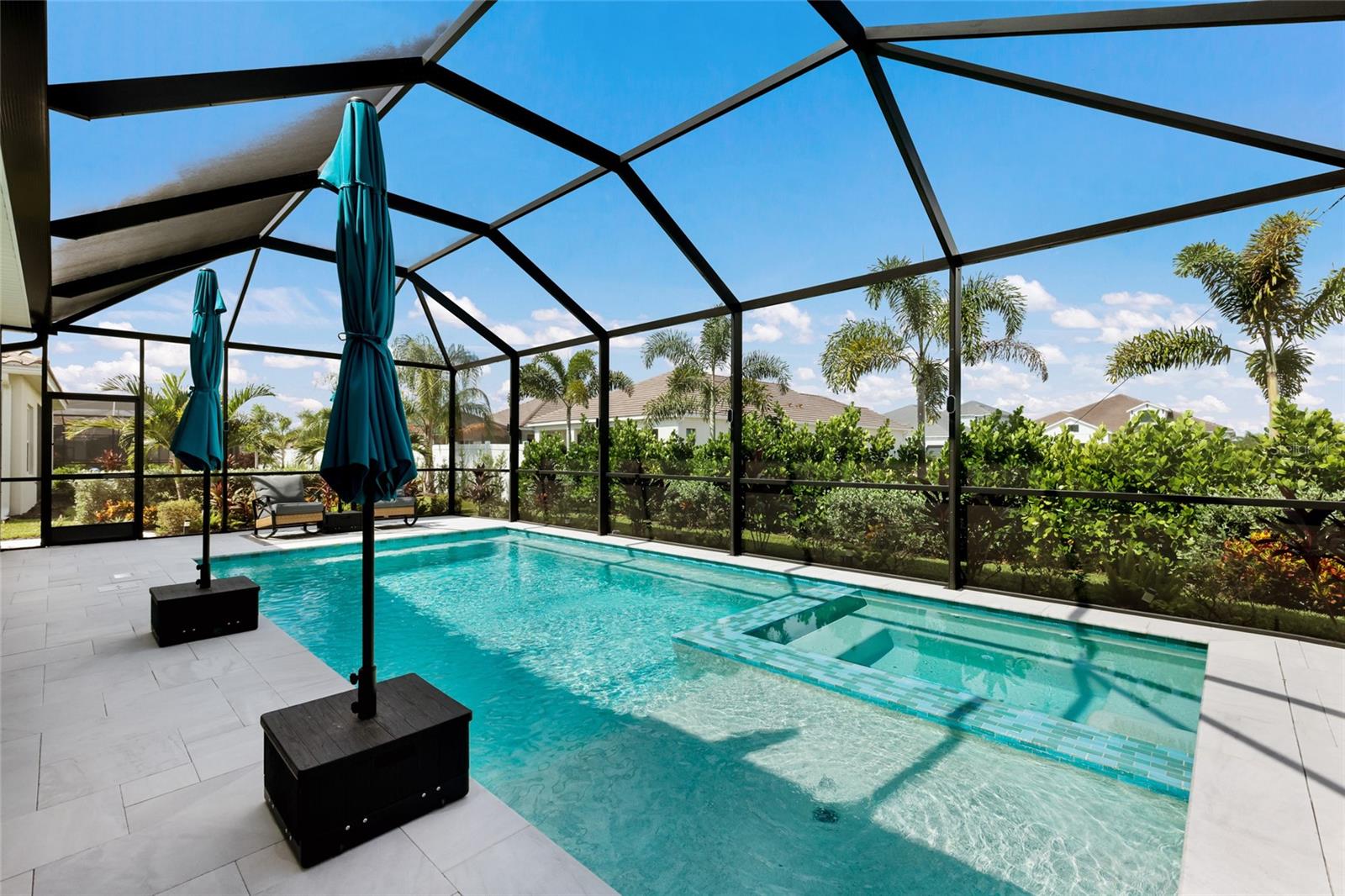 8011 Anthirium Loop Property Photo 28