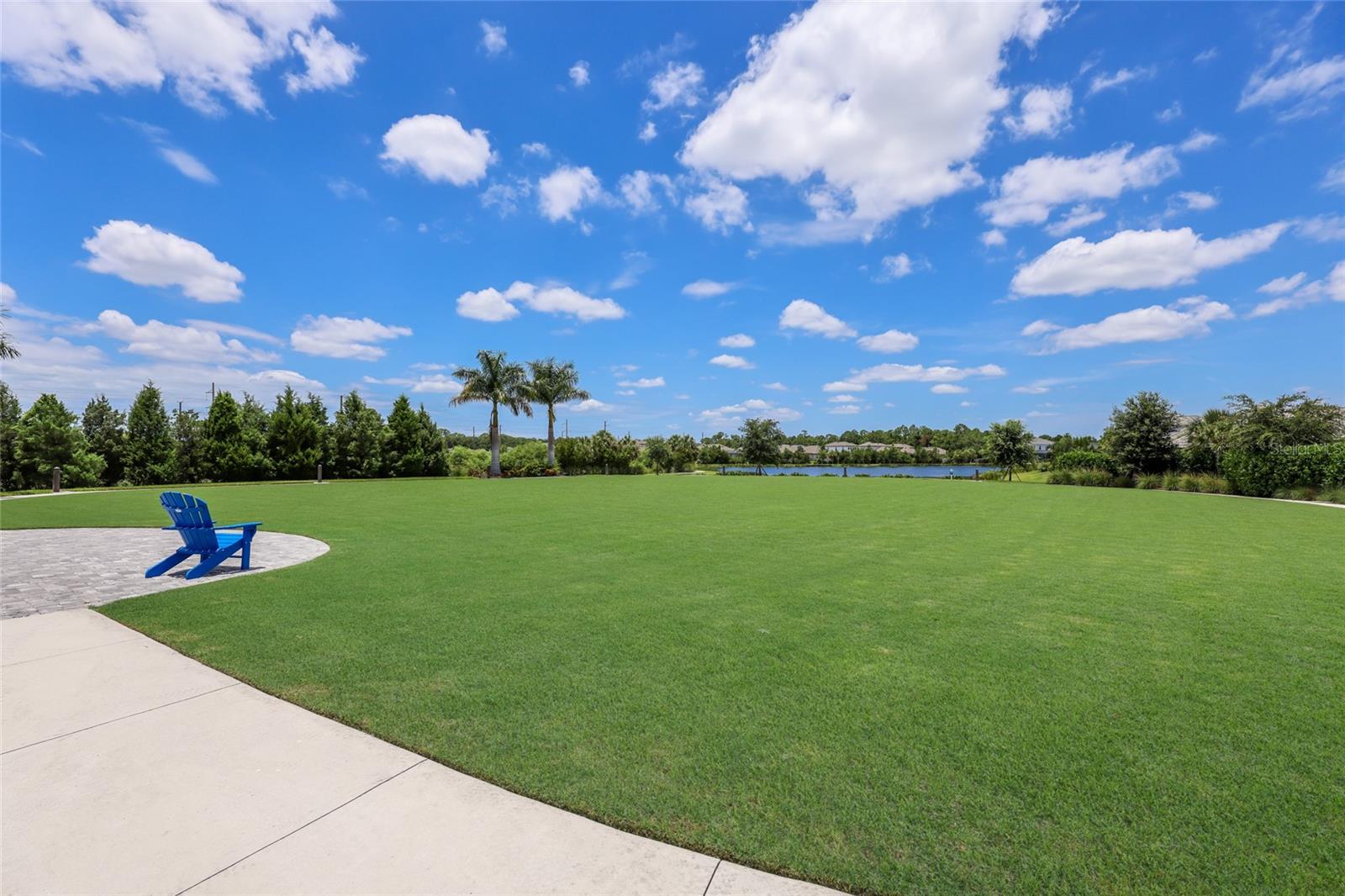 8011 Anthirium Loop Property Photo 34
