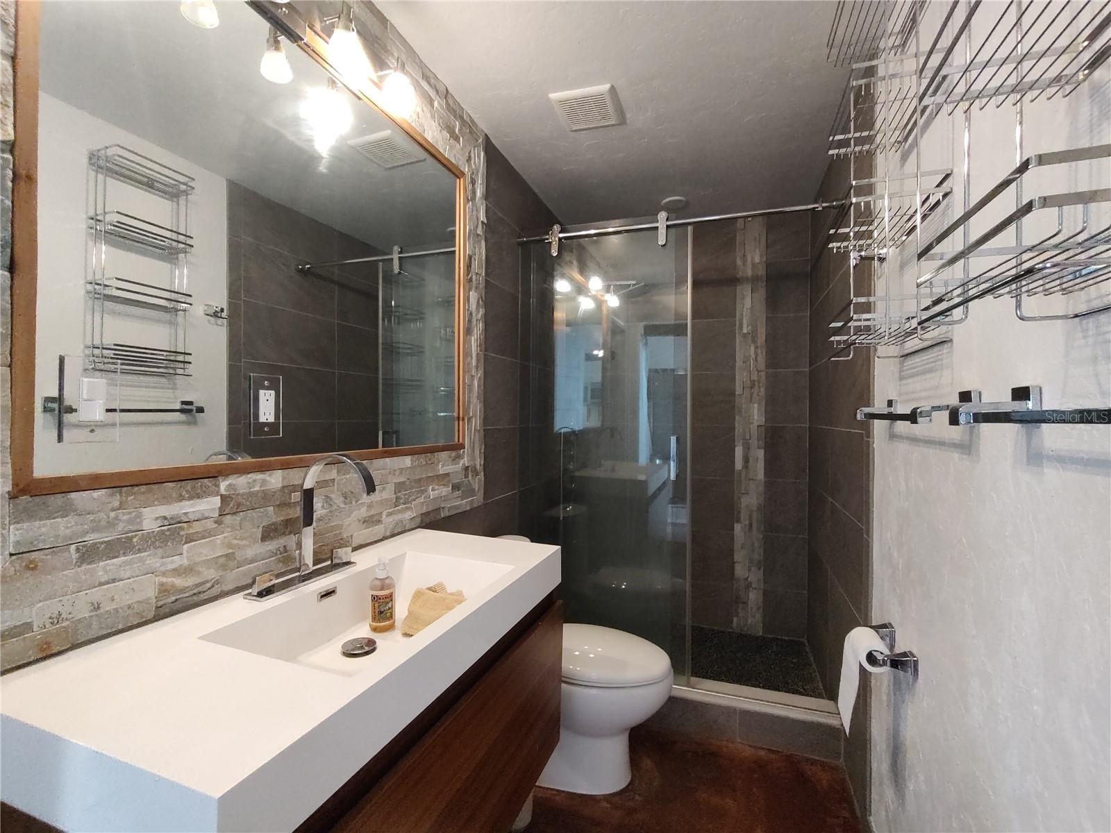 3400 Clark Dr Property Photo 21