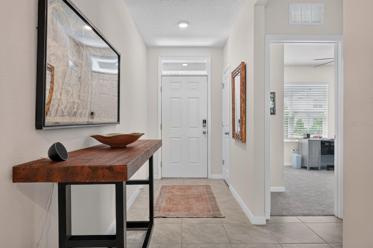 17709 Canopy Pl Property Photo 2