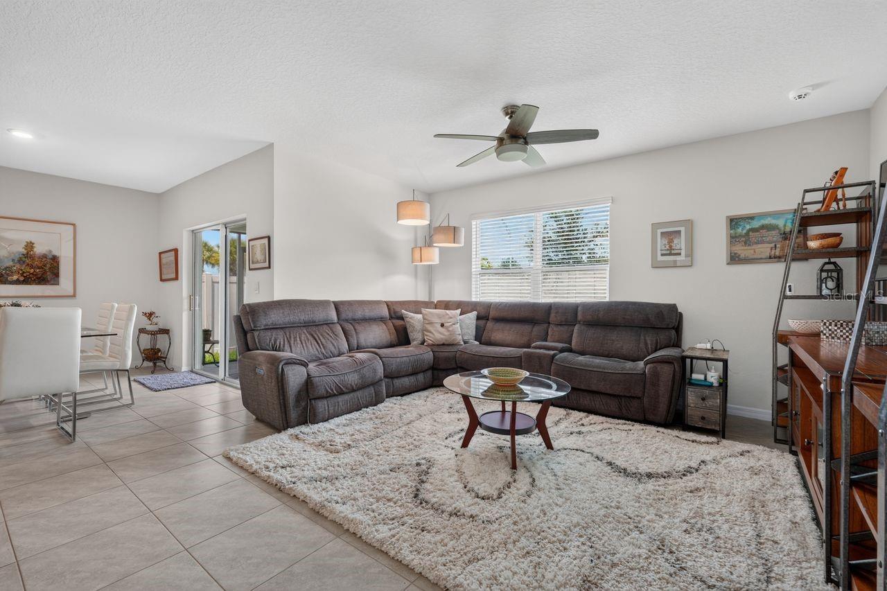 17709 Canopy Pl Property Photo 4