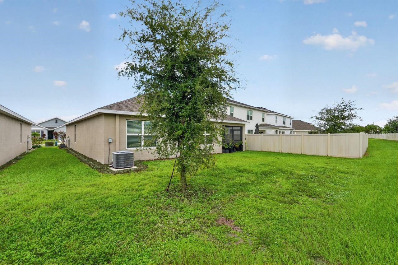 17709 Canopy Pl Property Photo 28