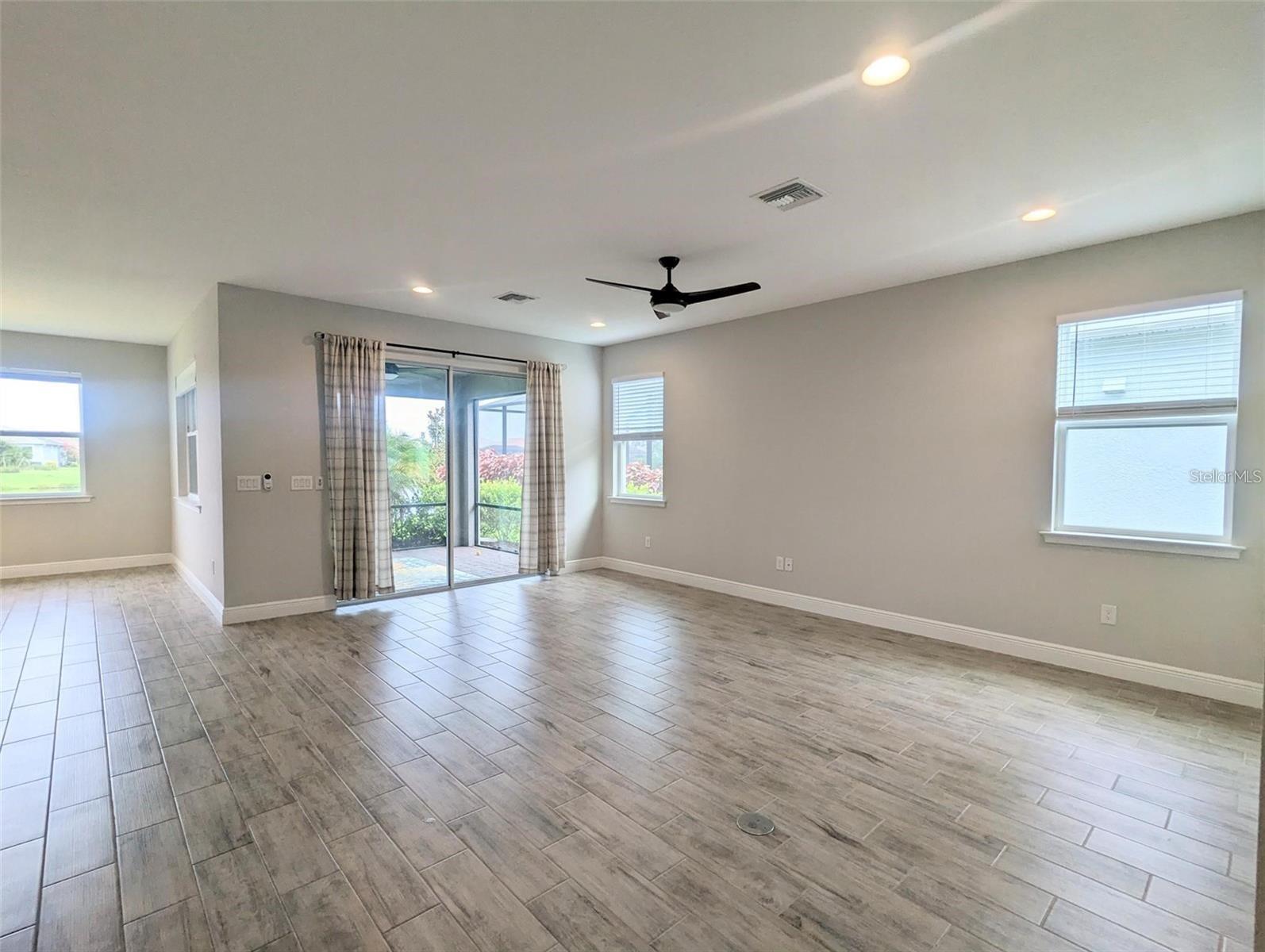 5834 Long Shore Loop Property Photo 5