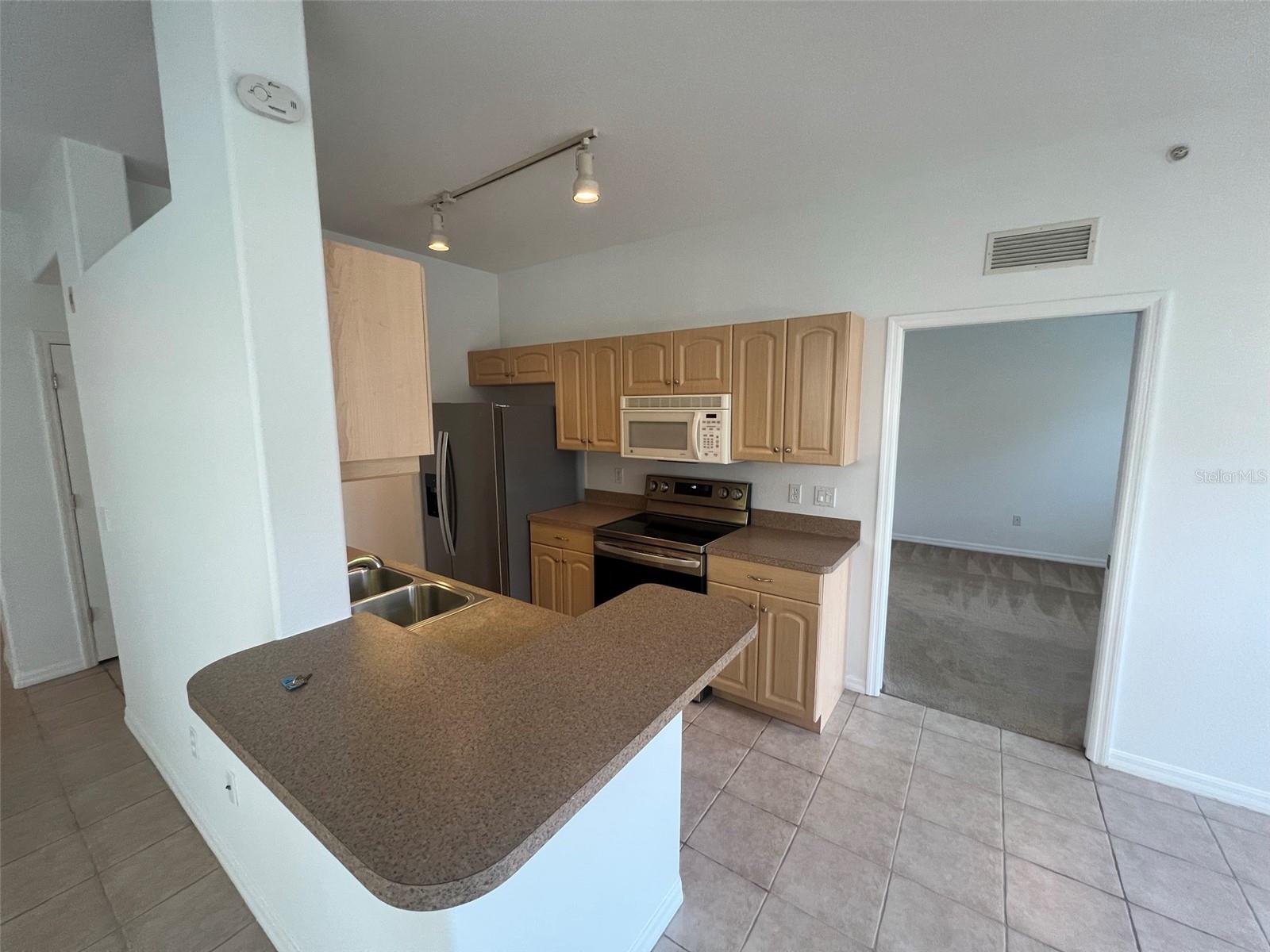4270 Vicenza Dr #b40 Property Photo 7