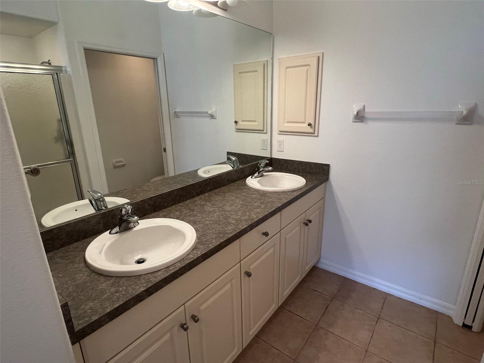 4270 Vicenza Dr #b40 Property Photo 16