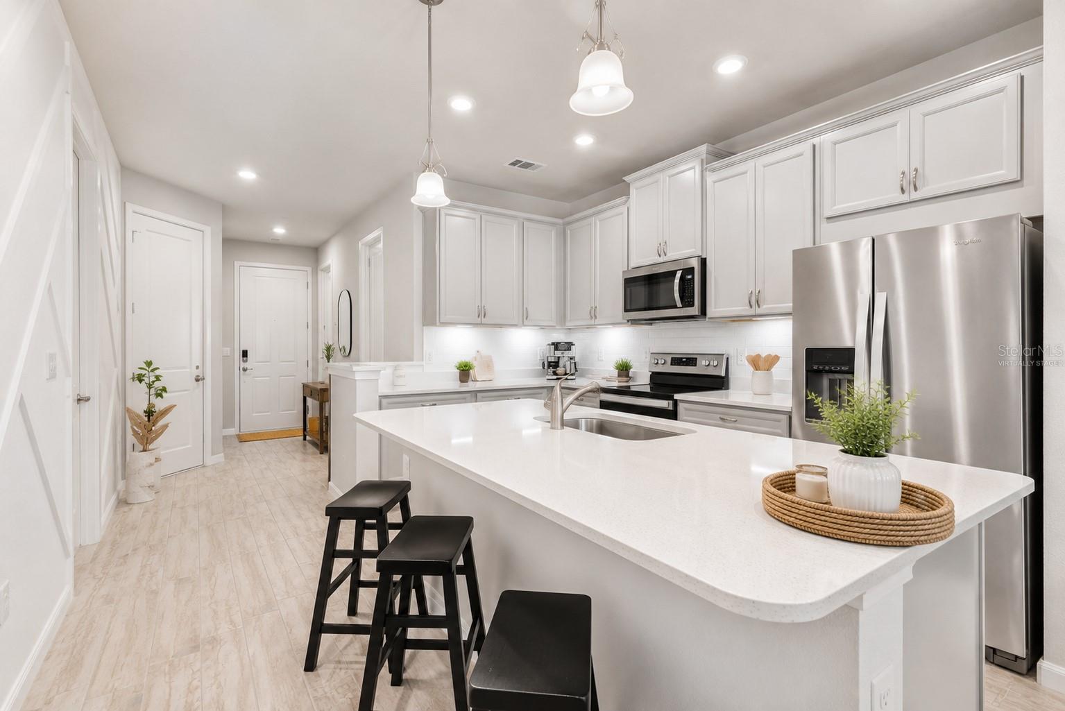 5658 Silverbridge Trl Property Photo 11