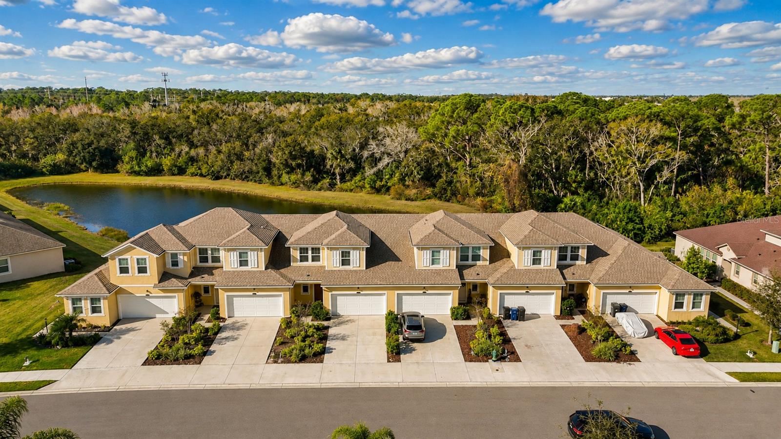 5658 Silverbridge Trl Property Photo 40