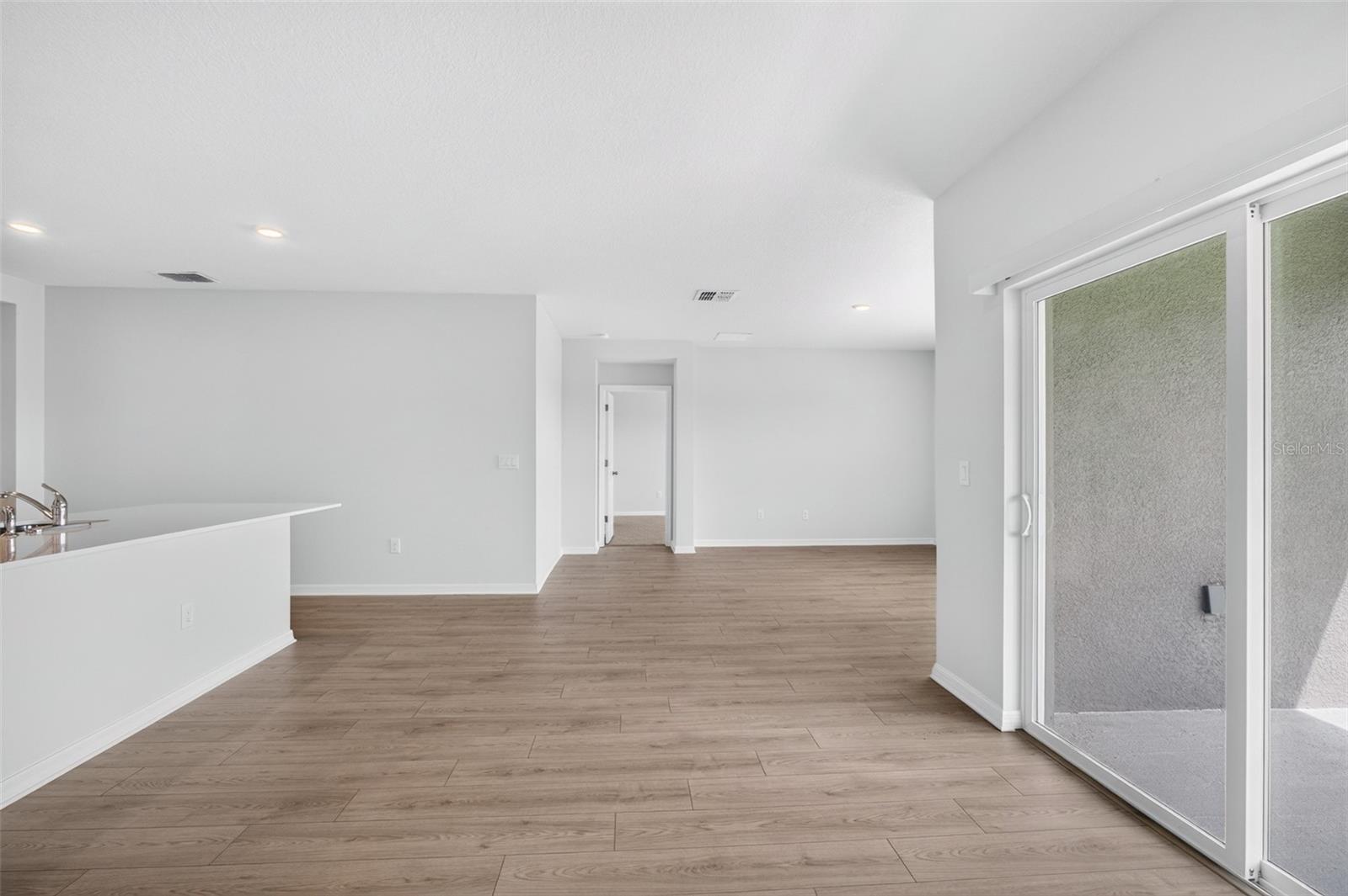 10924 Rabbit Grove Trl Property Photo 14