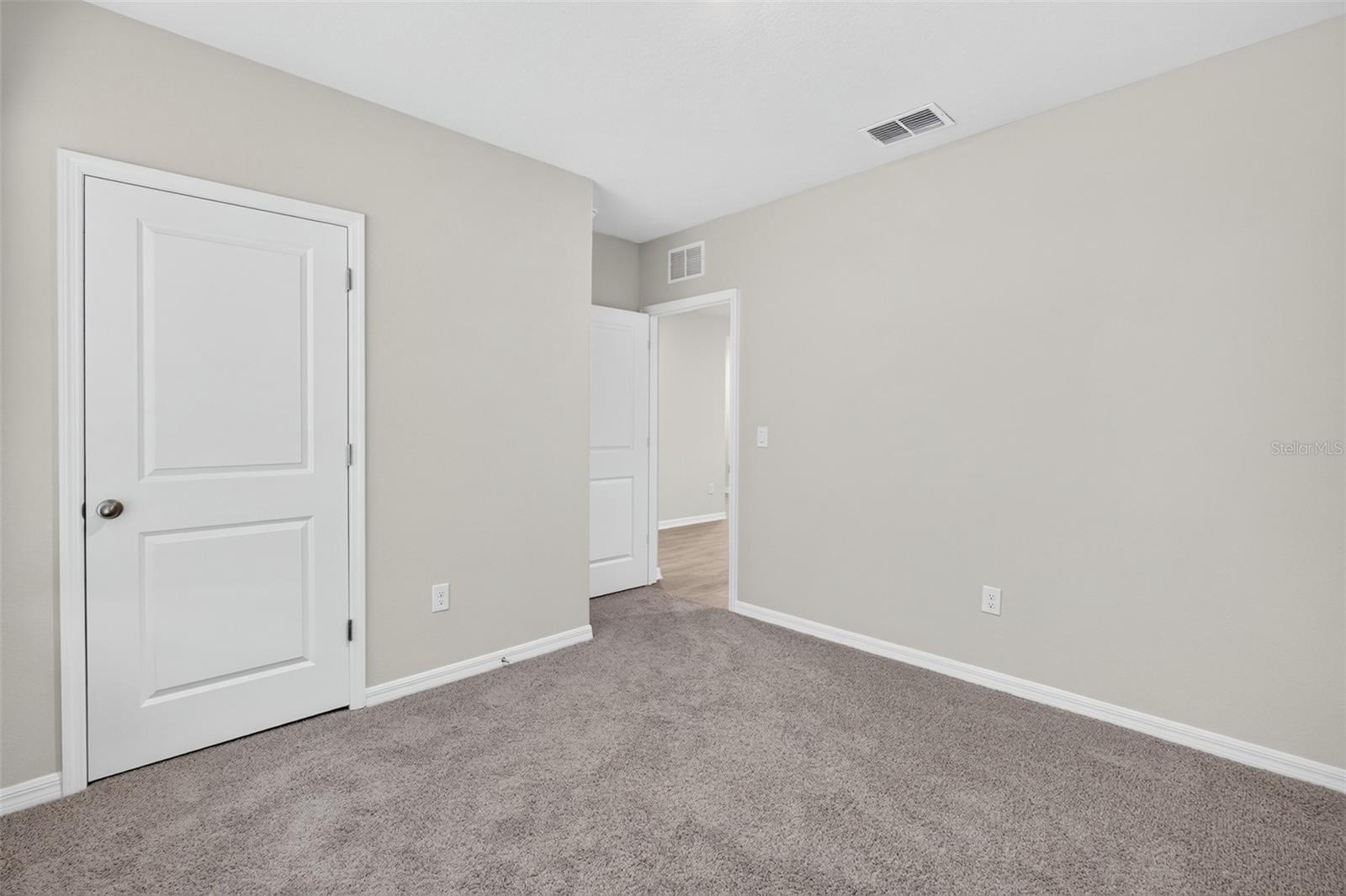 10924 Rabbit Grove Trl Property Photo 32