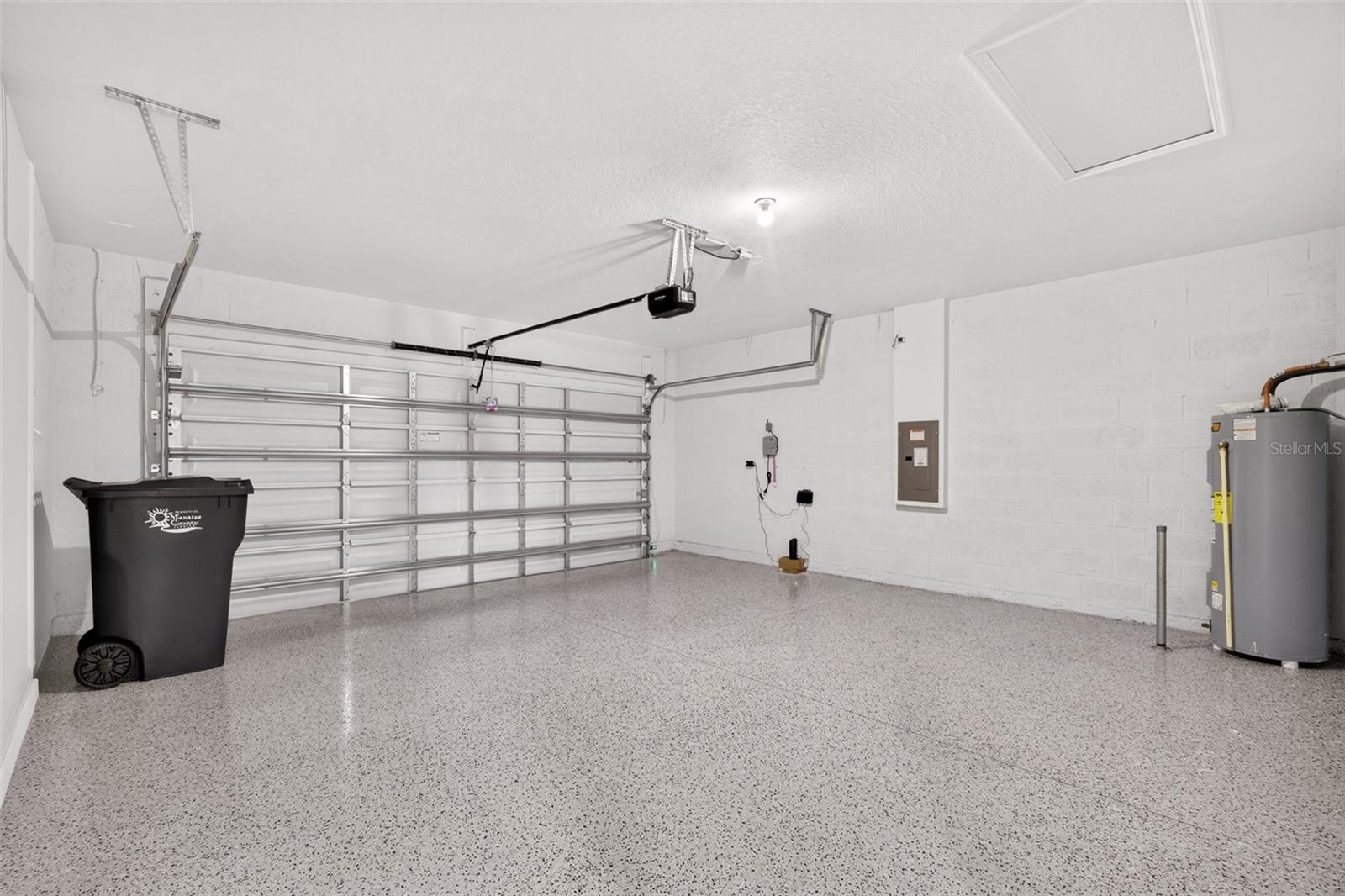10924 Rabbit Grove Trl Property Photo 37