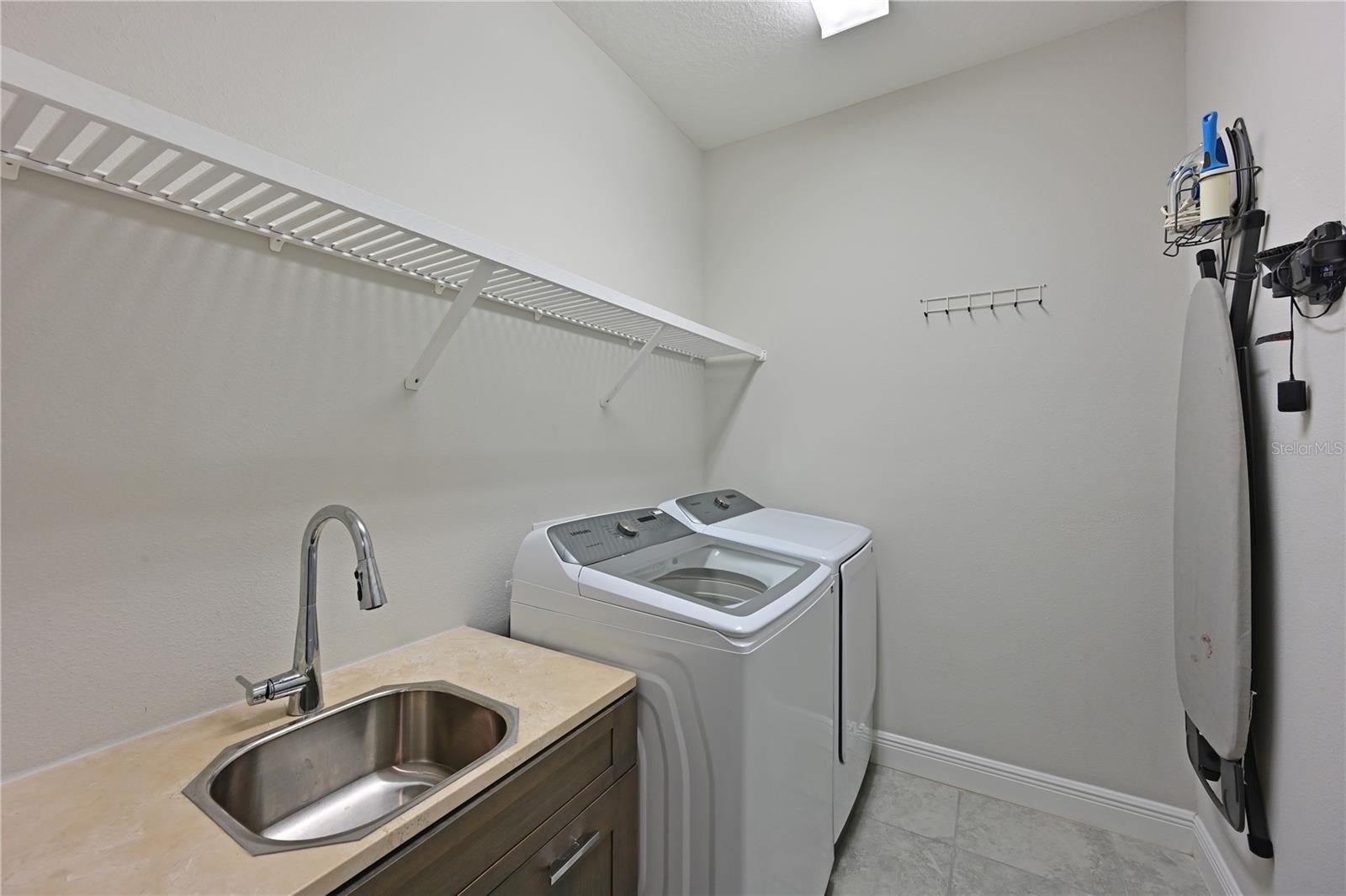 10715 Klee Ave Property Photo 24