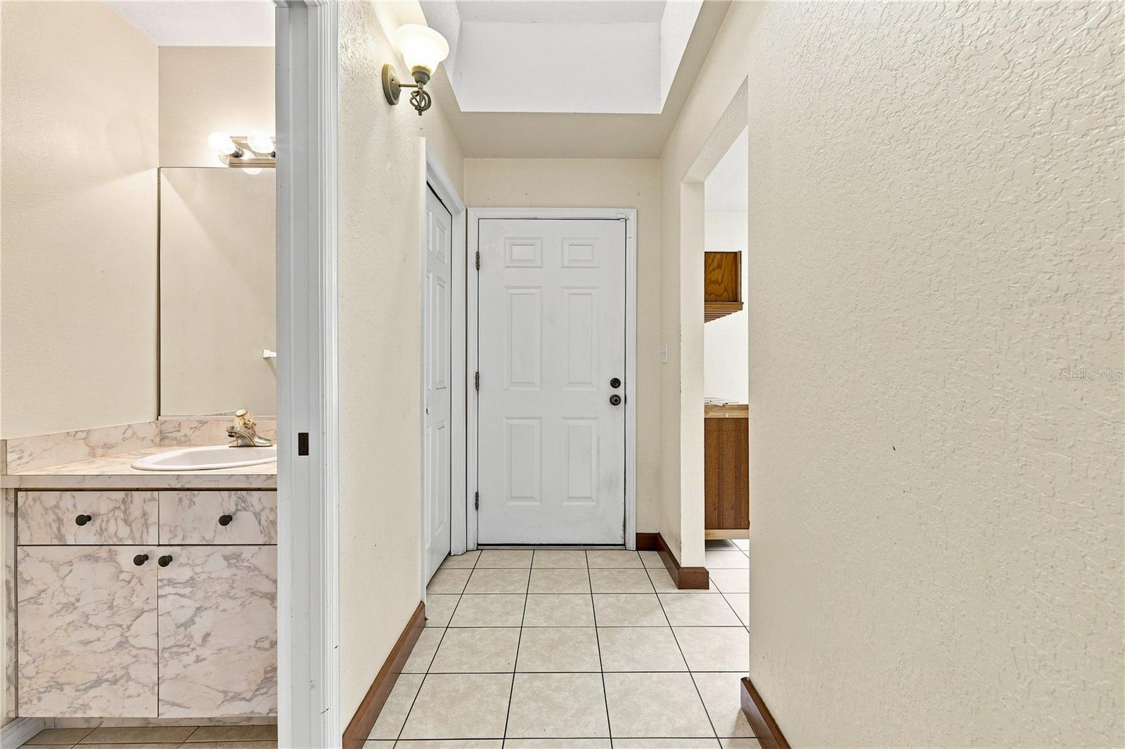 1220 Alexander Way Property Photo 3