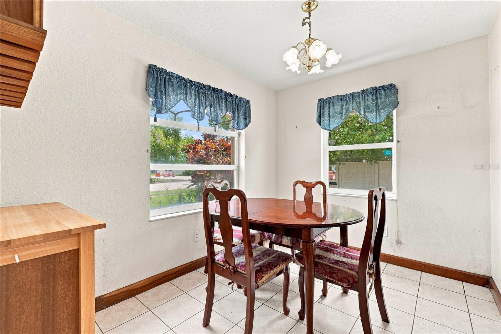 1220 Alexander Way Property Photo 5