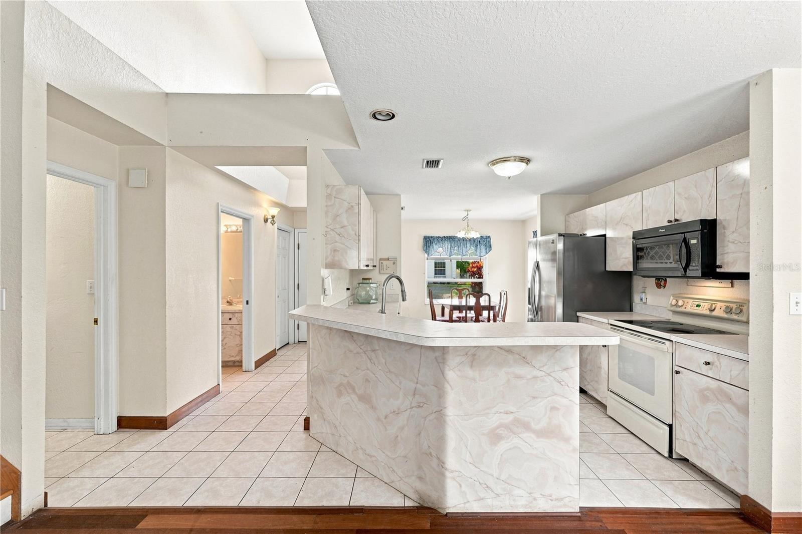 1220 Alexander Way Property Photo 7