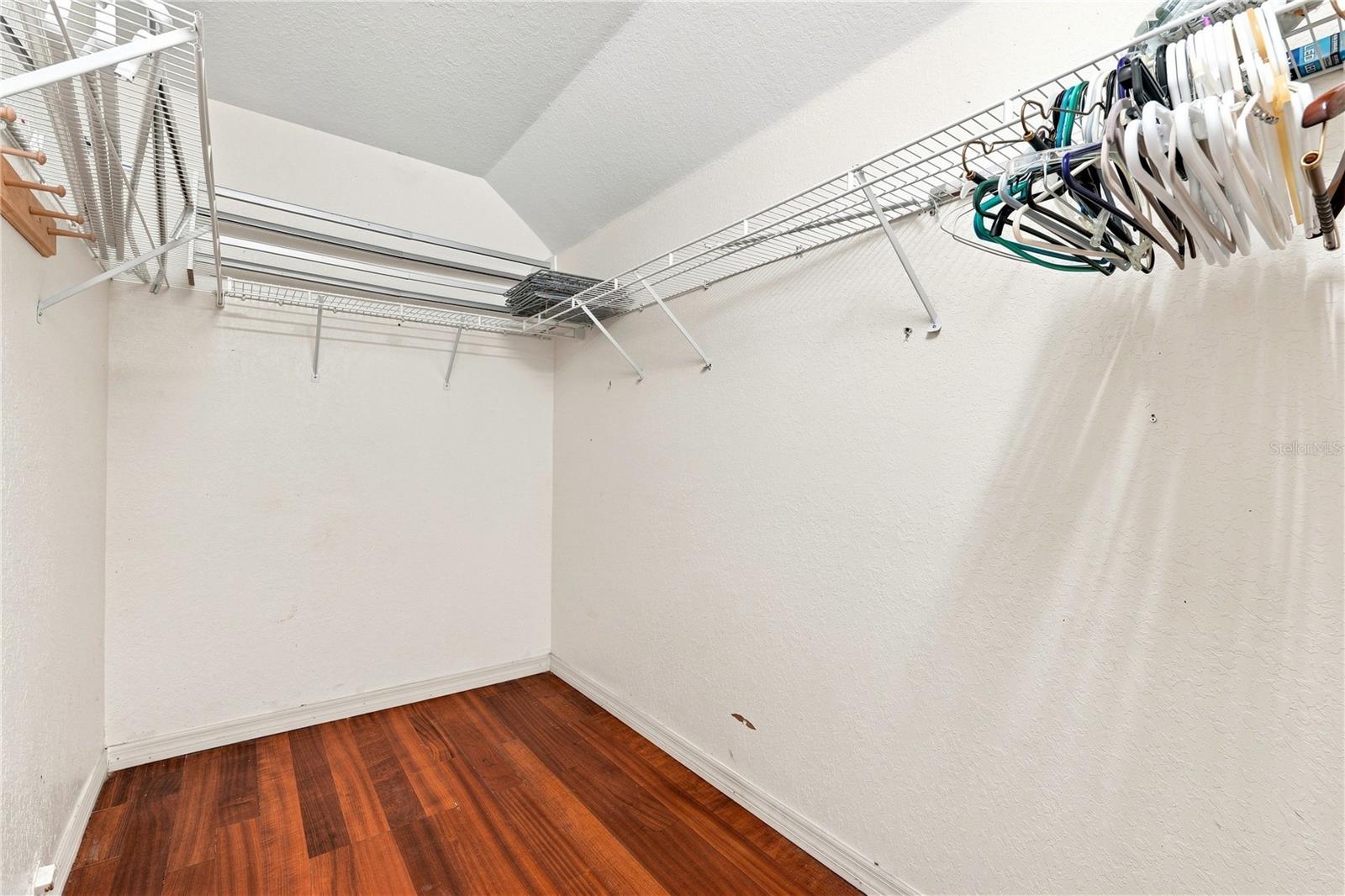 1220 Alexander Way Property Photo 17