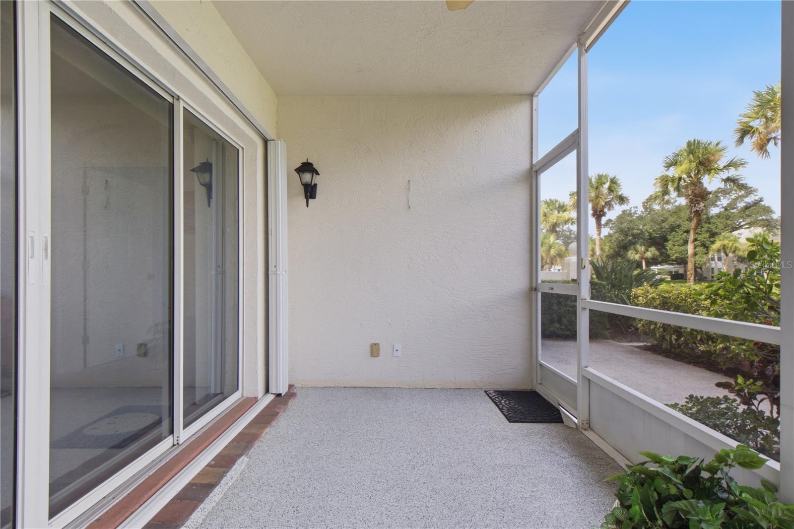 418 Laurel Lake Dr #106 Property Photo 22