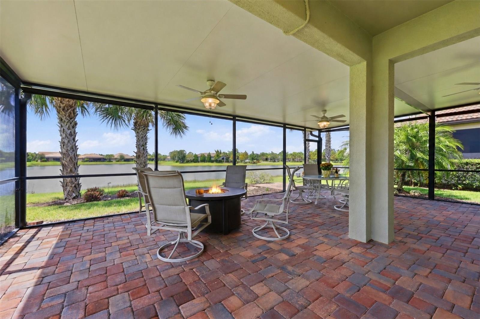 17523 Hampton Falls Ter Property Photo 34
