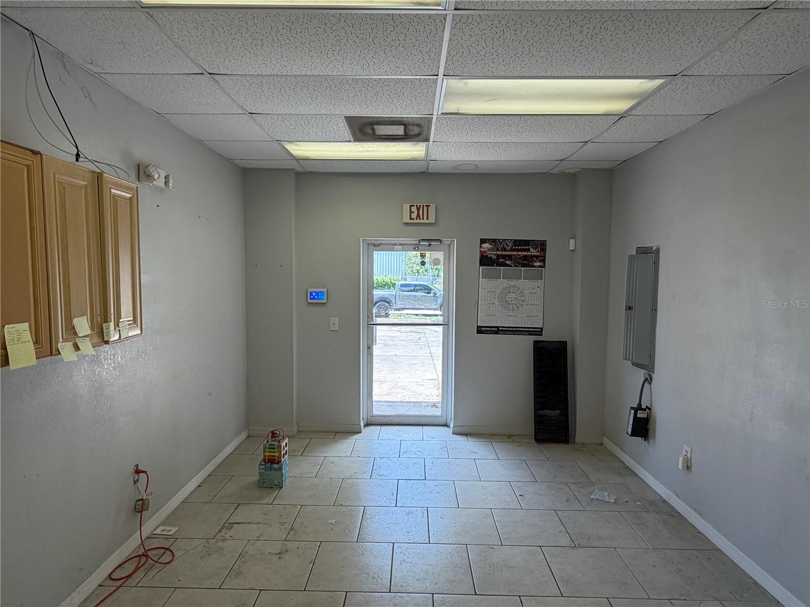 2110 60th Dr E Property Photo 5
