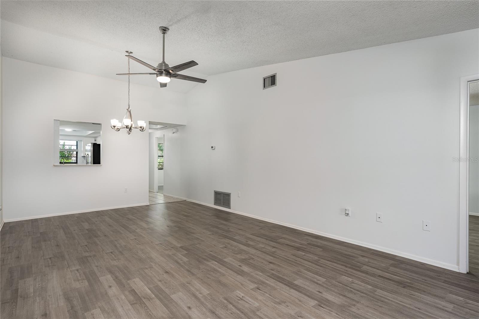 1206 58th St W Property Photo 14