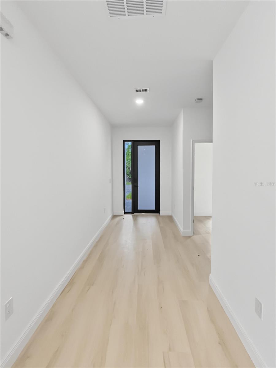2338 Littlefield Ln Property Photo 2