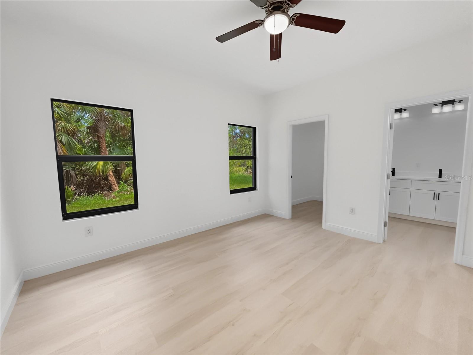 2338 Littlefield Ln Property Photo 6