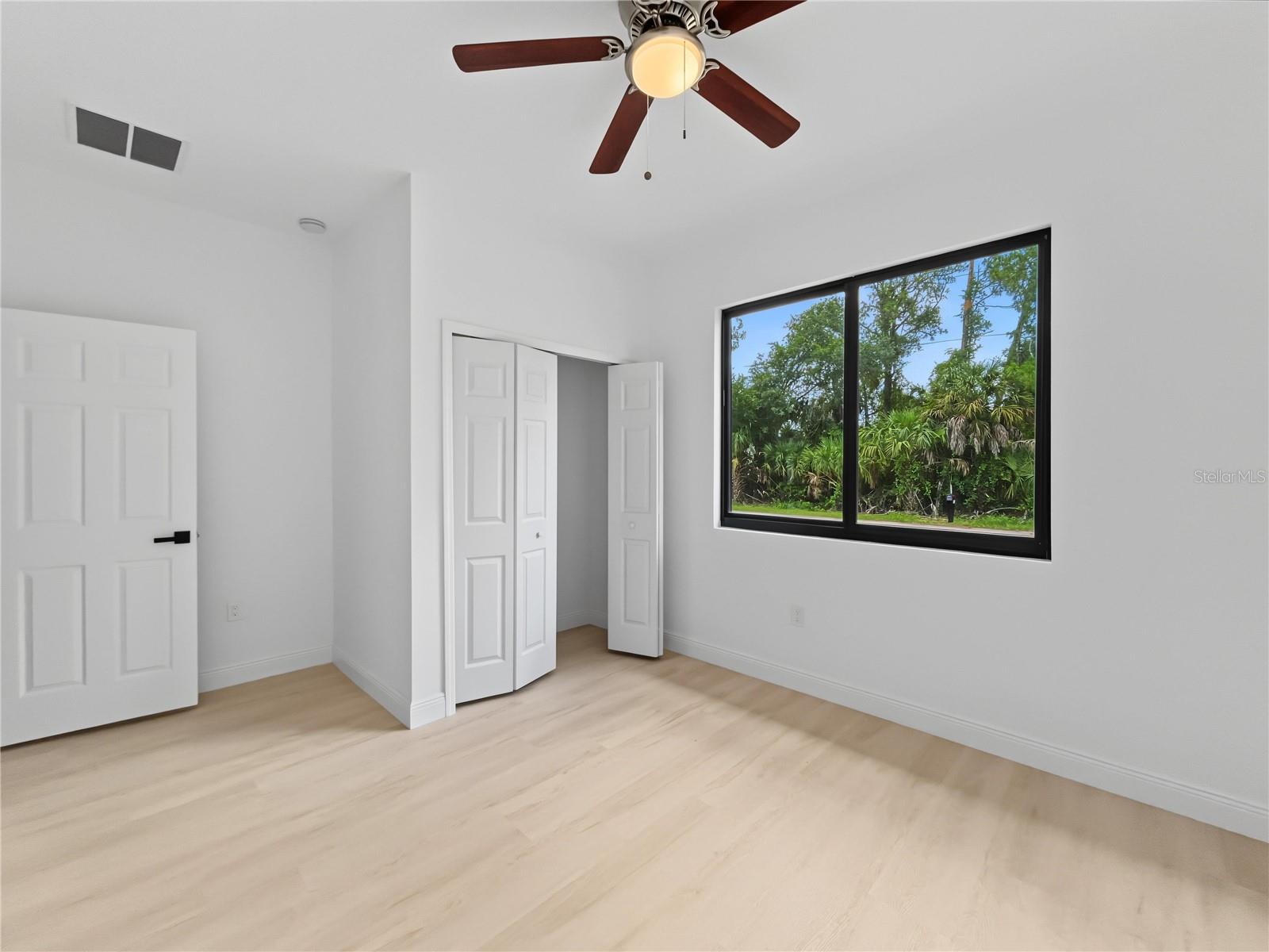 2338 Littlefield Ln Property Photo 7