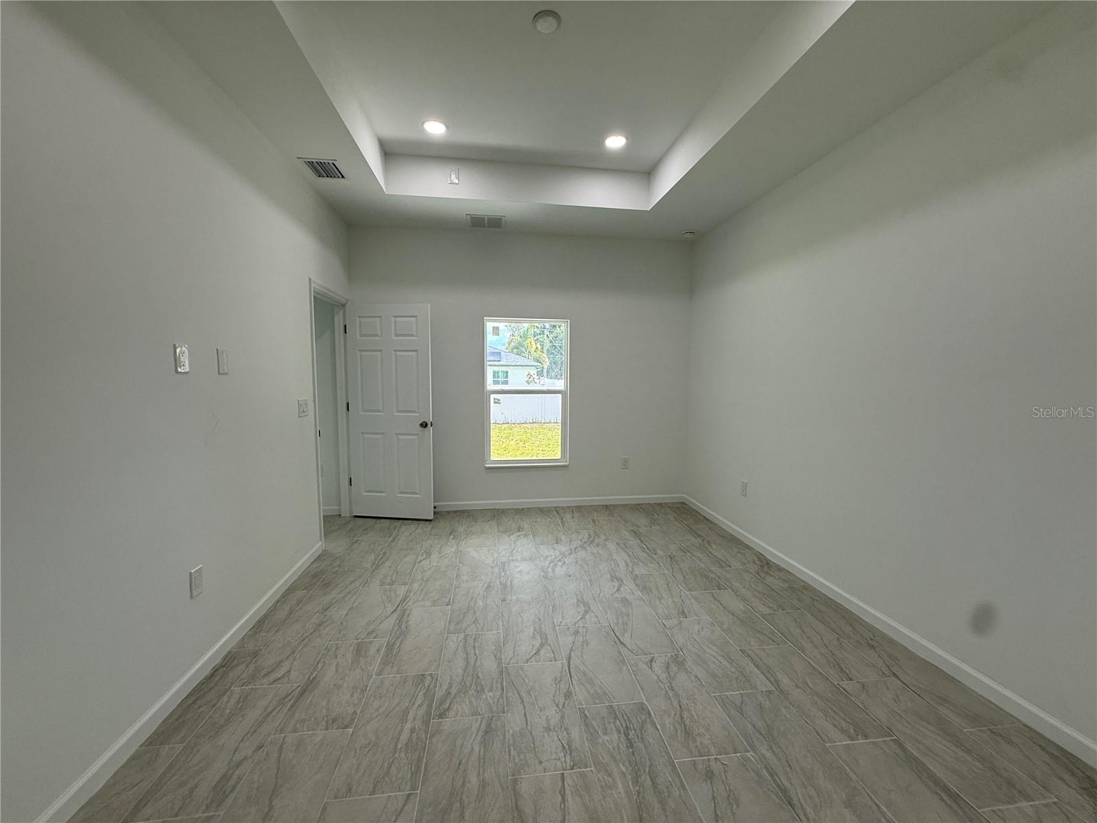 2964 Wells Ave Property Photo 10