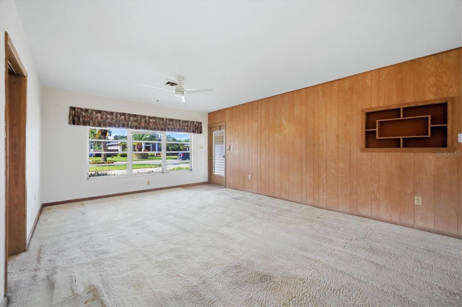 224 Fiesole St Property Photo 6