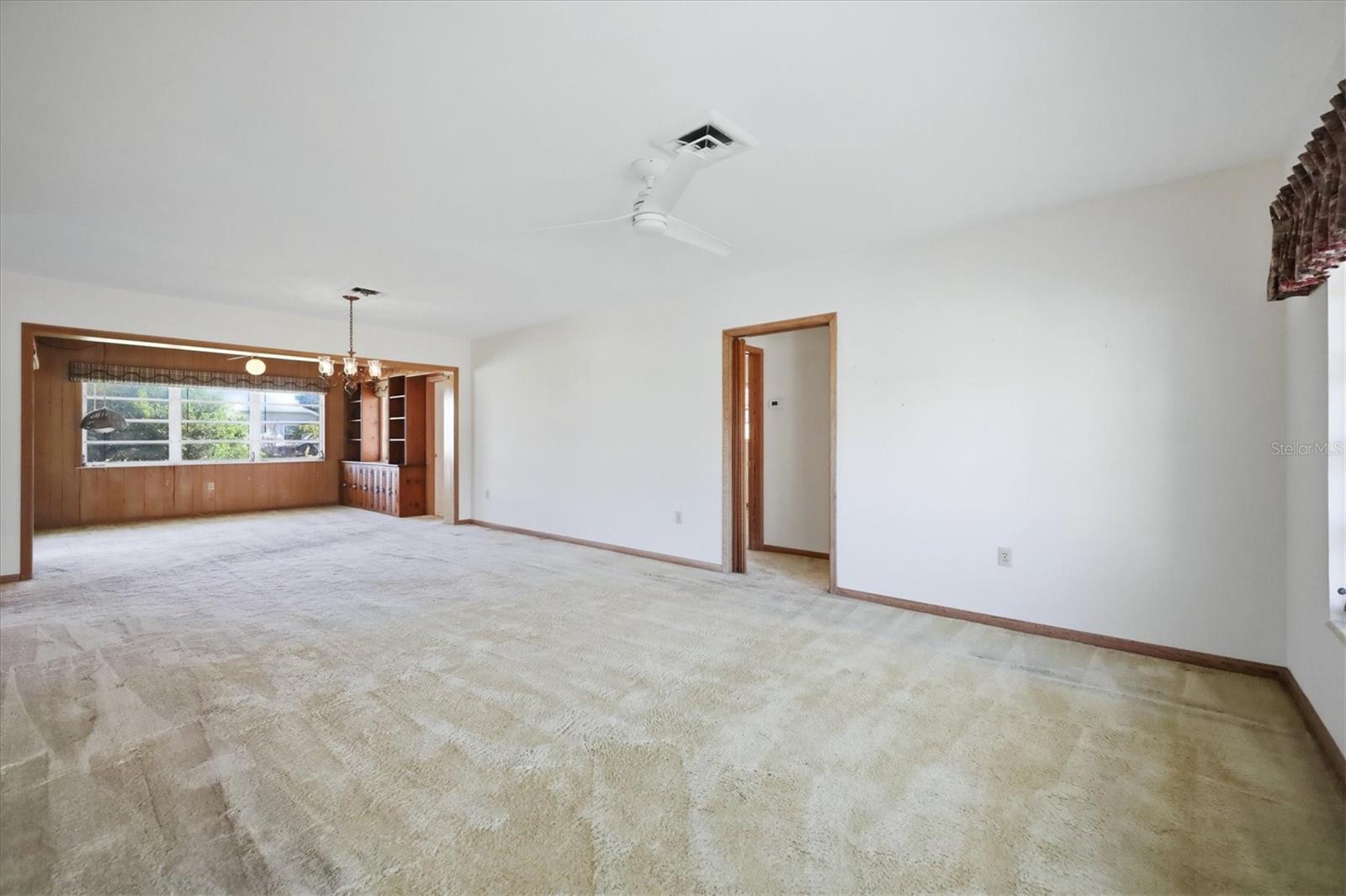 224 Fiesole St Property Photo 8