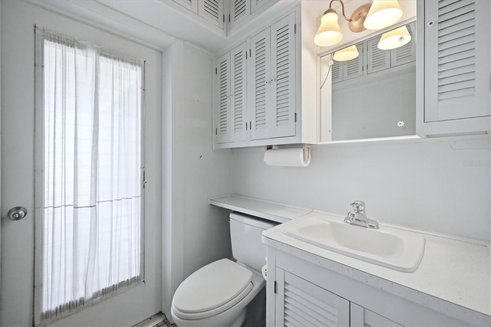 224 Fiesole St Property Photo 24
