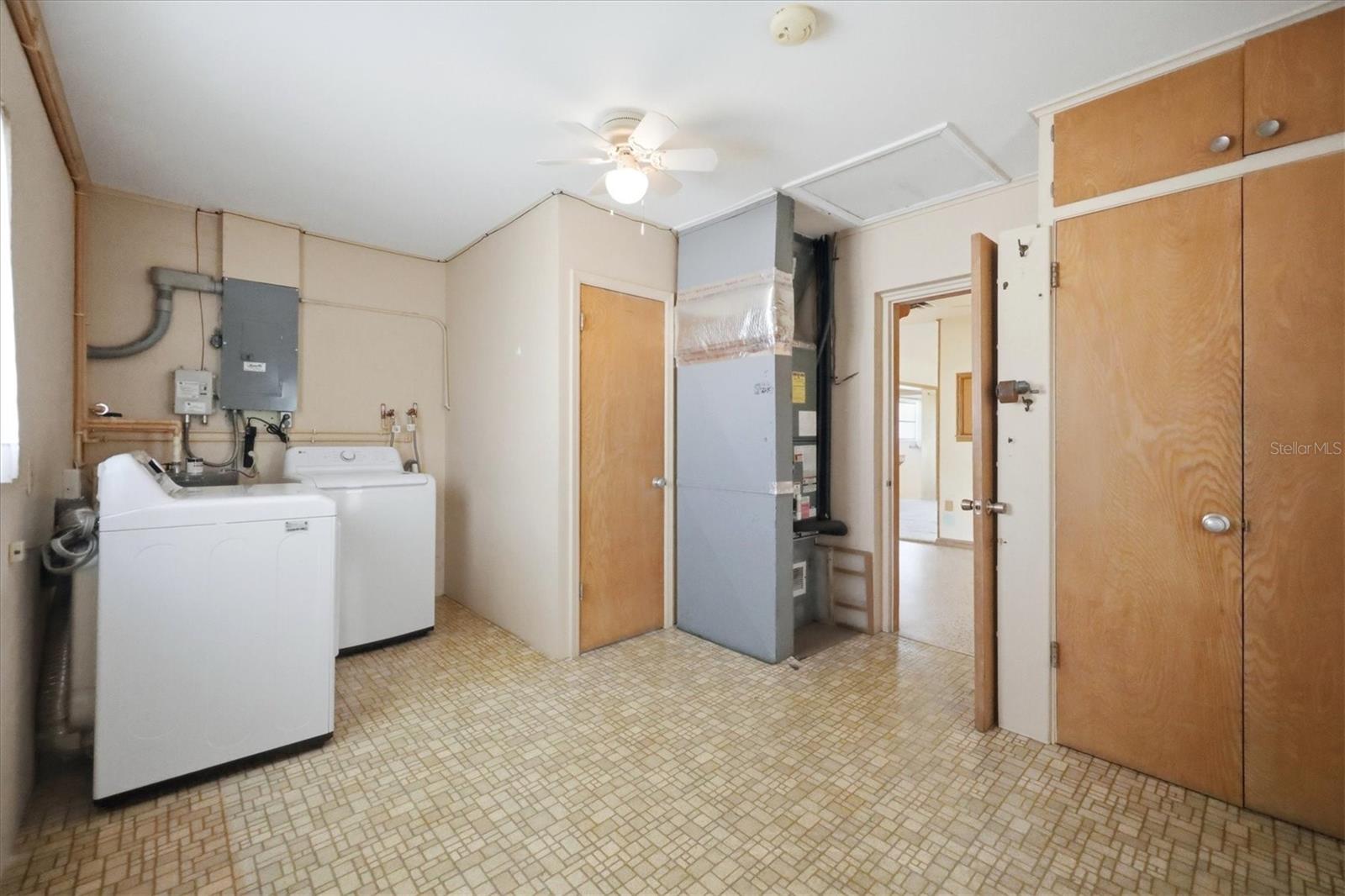 224 Fiesole St Property Photo 26