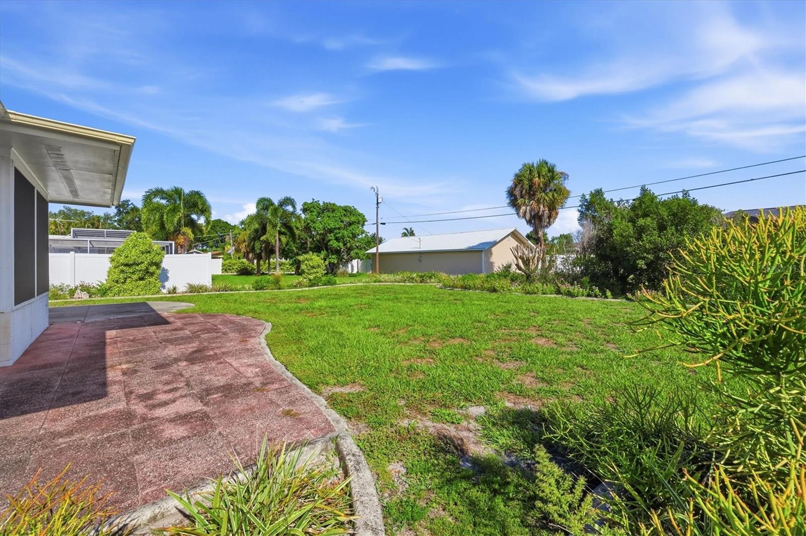224 Fiesole St Property Photo 33