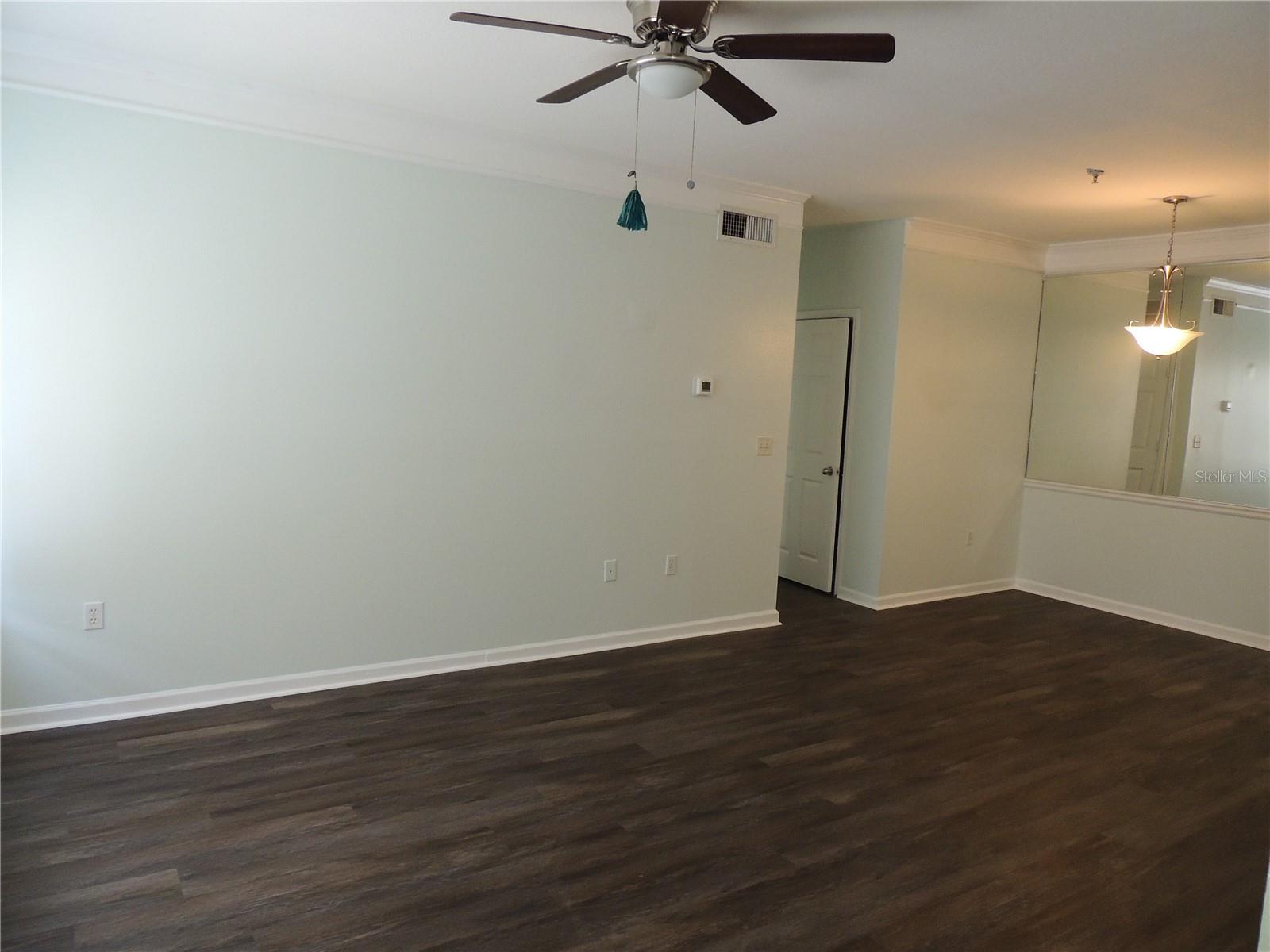 4802 51st St W #1109 Property Photo 4