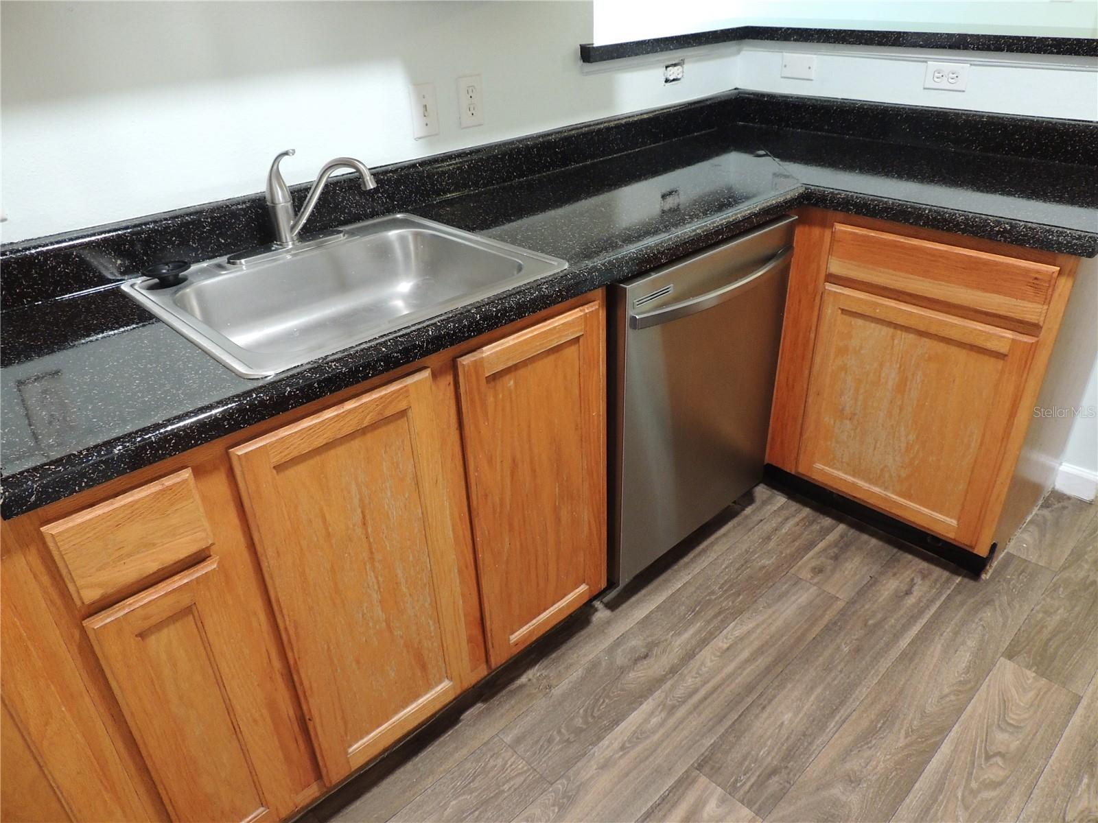 4802 51st St W #1109 Property Photo 9