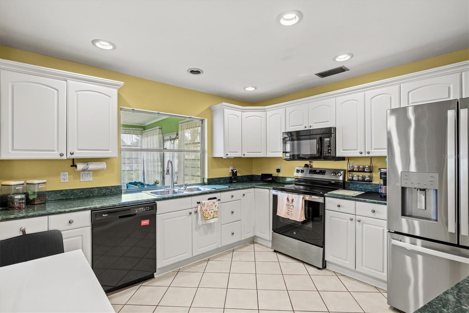 3977 Lemonwood Dr Property Photo 15