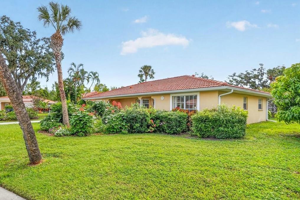 122 49th Ct E Property Photo 4