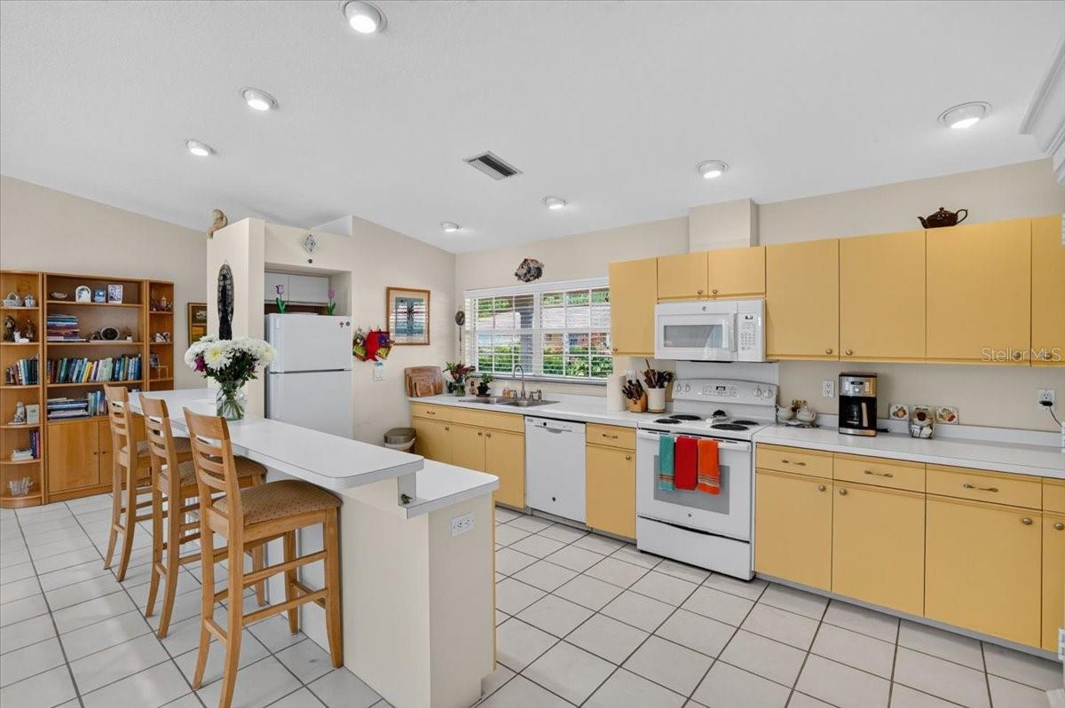 122 49th Ct E Property Photo 12