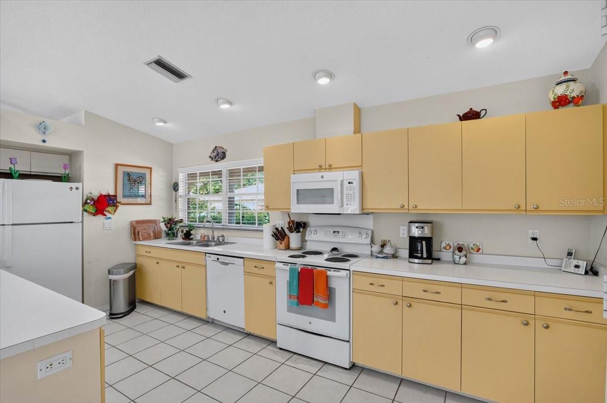 122 49th Ct E Property Photo 15