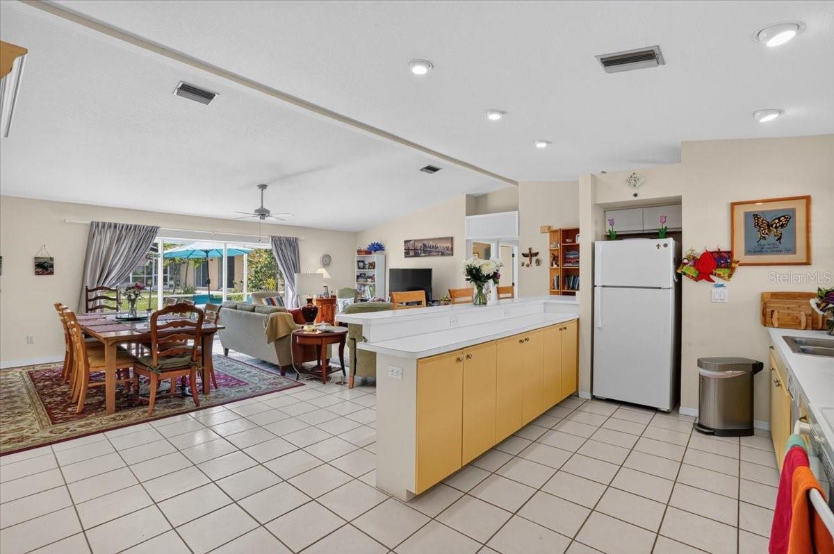 122 49th Ct E Property Photo 16