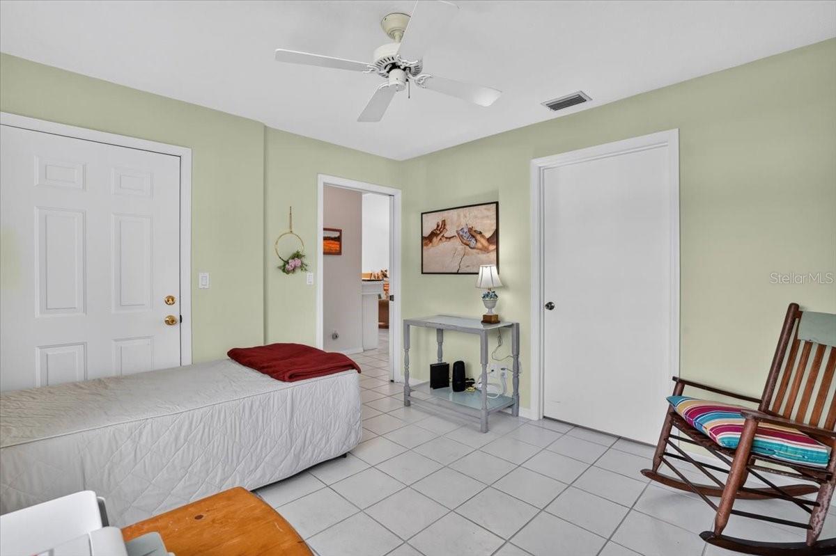 122 49th Ct E Property Photo 18